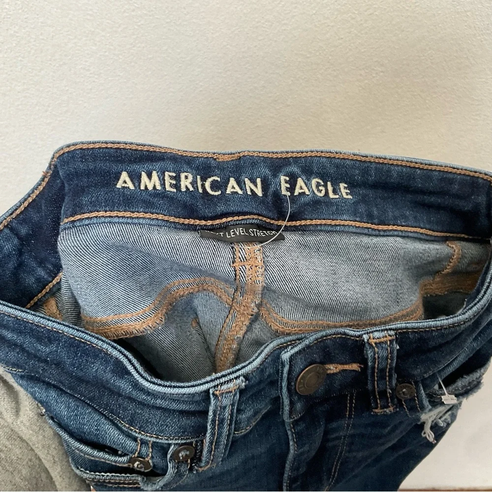 American Eagle Dark Wash Distressed Hi-Rise Jegging Size 00 Next Level Stretch